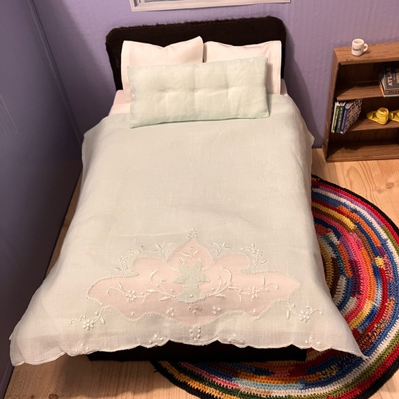 Hand Crafted Other - Miniature Dollhouse RH Barbie doll, bedding, for dollhouse or diorama